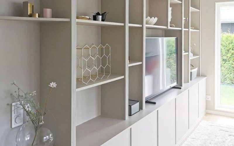 Platsbyggda bokhyllor i sekelskiftslägenhet, Lunden, Kärralund